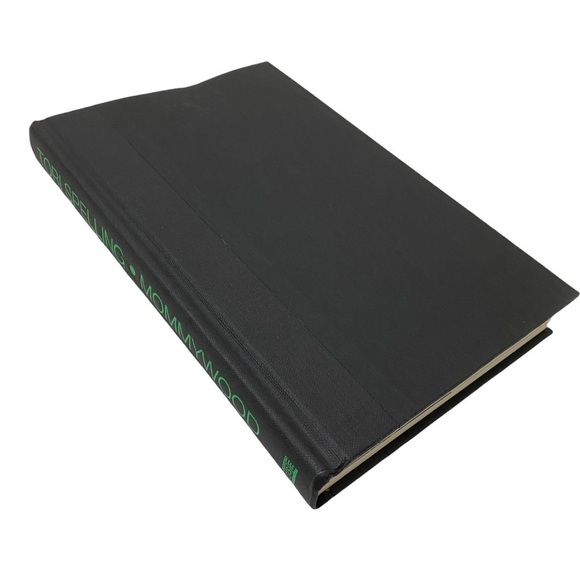 MOMMYWOOD SIGNED Book by Tory Spelling Hardcover - Picture 10 of 11